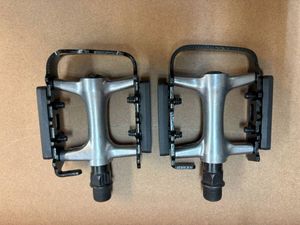 新品★VM248DJ★ウェルゴ★アルミペダル★（ブラック・シルバー)★ファミリーサイクル　