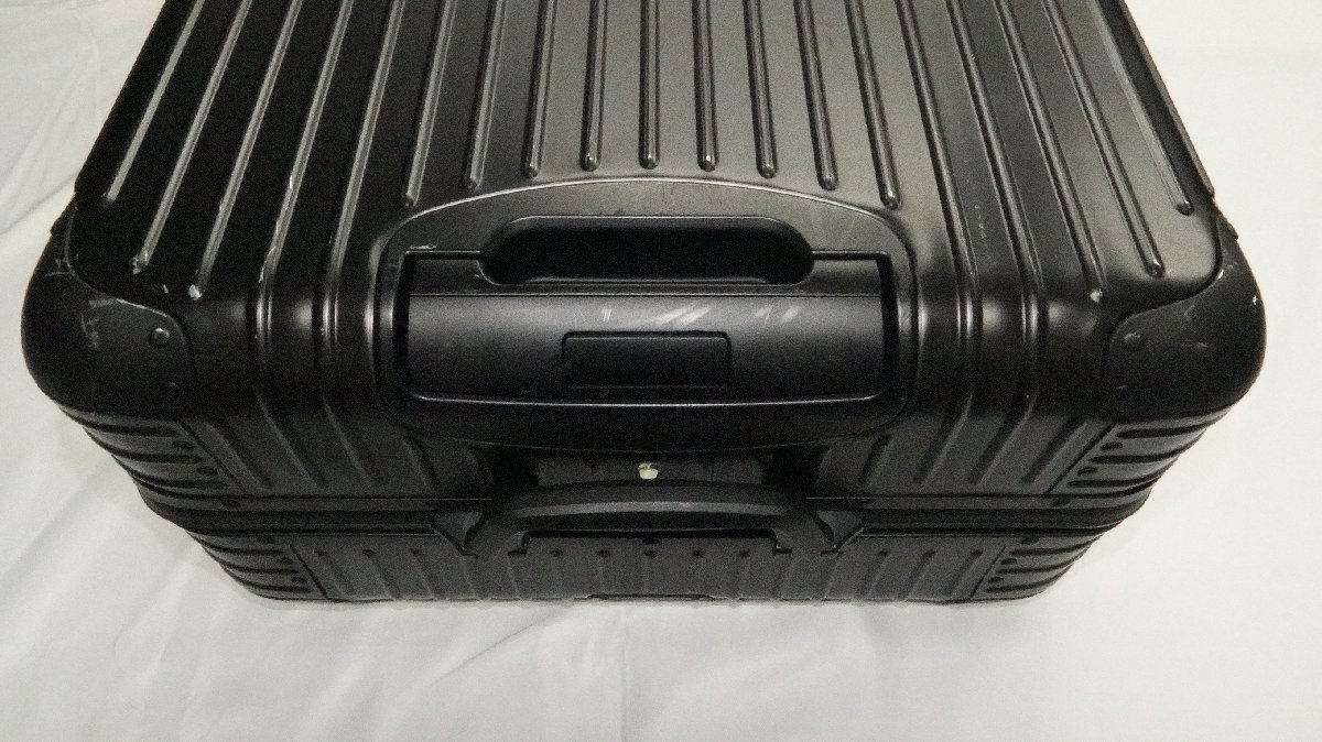 RIMOWA リモワ スーツケース GMBH RICHARD BYRD STR.13.50829 KOLN