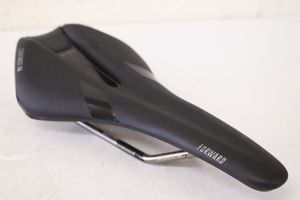 ★GIANT ジャイアント CONTACT SL FORWARD サドル SSTレール