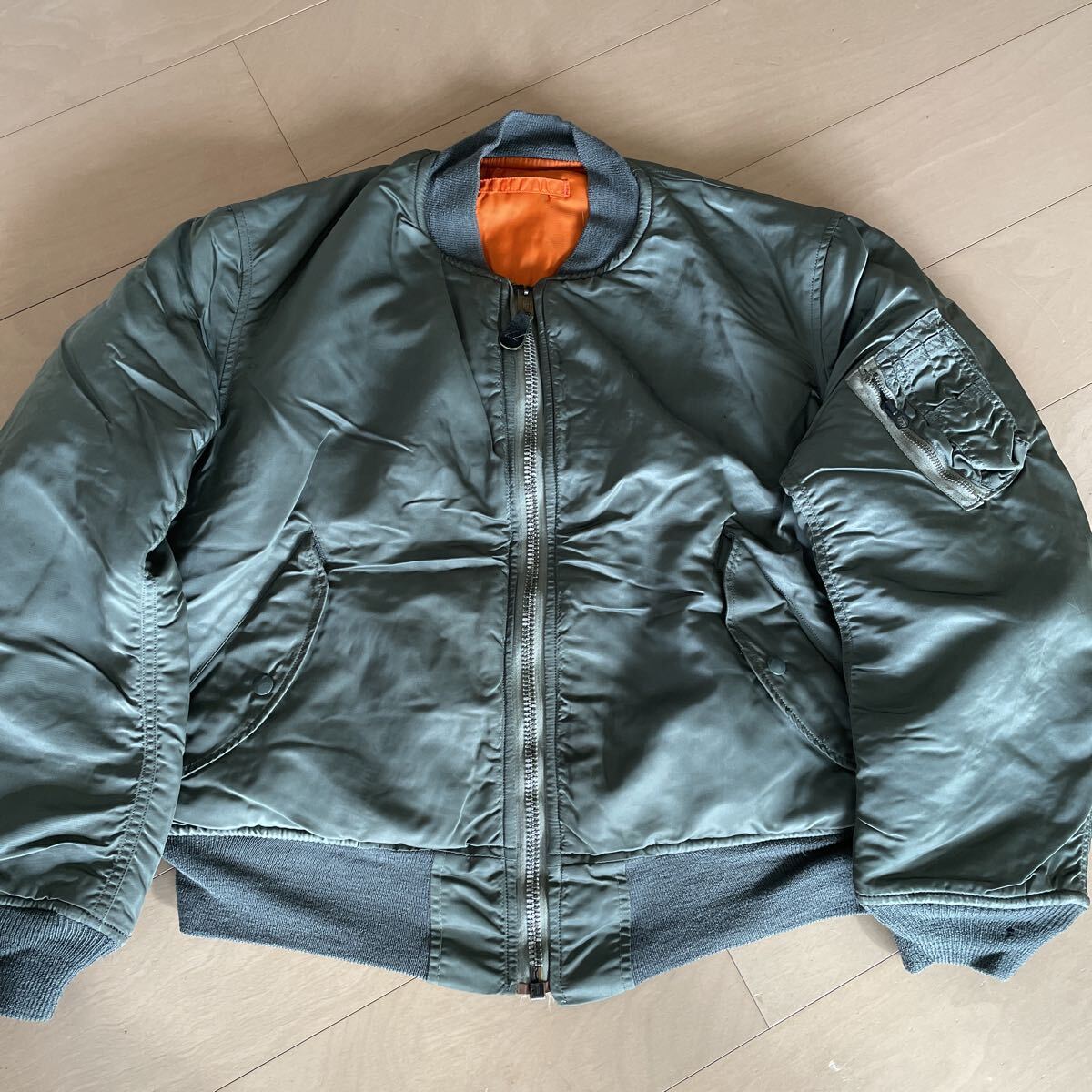 MIL-J-8279Eの値段と価格推移は？｜1件の売買データからMIL-J-8279Eの