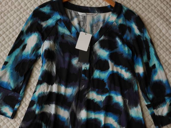 新品! DVFダイアンフォンファステンバーグ シルク ワンピース4 新品! DVFダイアンフォンファステンバーグ シルク ワンピース4