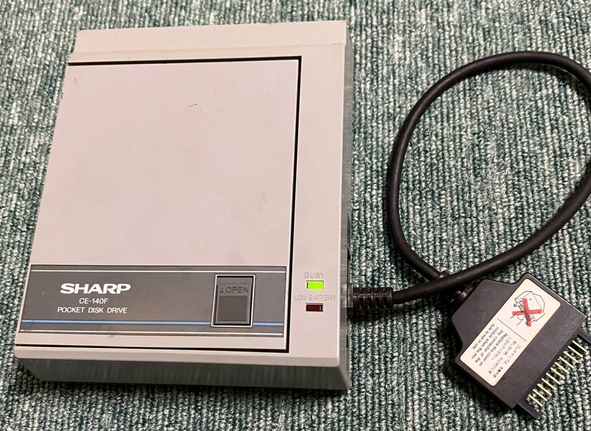 [希少品] SHARP CE-140F ポケコン用ポケットディスクドライブ シャープのポケコンで採用された2.5インチFD「ポケットディスク