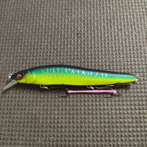 ●極美品　メガバス　110 ワンテンR　ハイフロート