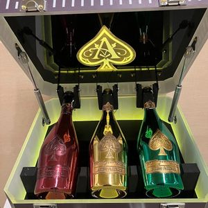 アルマンド アタッシュケースの値段と価格推移は？｜7件の売買データ