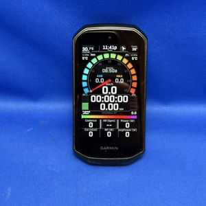 ガーミン Garmin エッジ1050 Edge サイクルコンピューター 付属品未使用 おまけシリコン