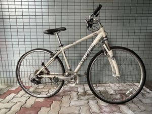 【直接引き渡し限定】1円～ LOUIS GARNEAU ルイガノ クロスバイク TR-1 ホワイト 白 通勤