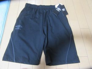 新品umbroアンブロハーフパンツMサイズ3278円を激安800円～吸汗速乾加工