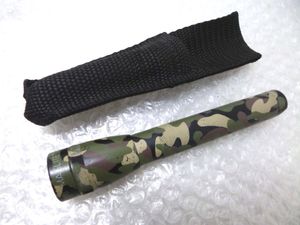■◆ MINI MAGLITE ミニ マグライト 迷彩柄 ケース付 アメリカ製 MADE IN USA カモフラー