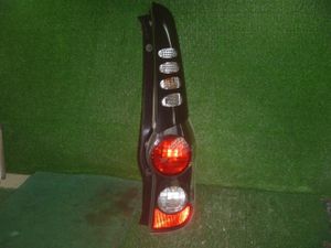 MIRA/ミラ L275S/L285S 右テールランプ/ブレーキランプ 81550-B2230