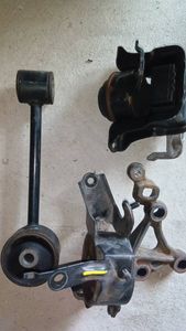 ＊H23年 ムーヴ DBA-LA100S エンジンマウント3点セット＊