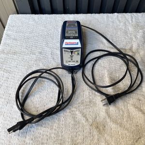 オプティメイト4 バッテリー充電器