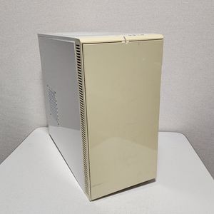 【送料無料】FractalDesign Define R4 White(FD-CA-DEF-R4-WH) ミドルタワー型PCケース(A