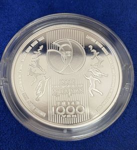 2002FIFAワールドカップ™ 純銀の中古価格は14,055円｜記念硬貨の新品