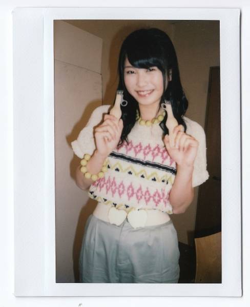 AKB48☆横山由依 直筆サイン入りポラ☆当選通知書付き AKB48☆横山由依 直筆サイン入りポラ☆当選通知書付き
