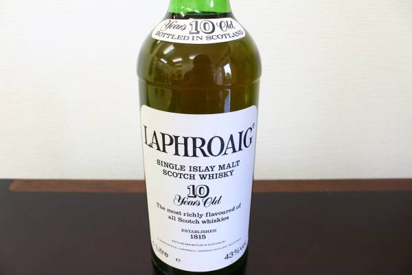 ラフロイグ 10年 旧ラベル 1000ml ラフロイグ 10年 旧ラベル : ウイスキー 1000ml LAPHROAIG ラフロイグ