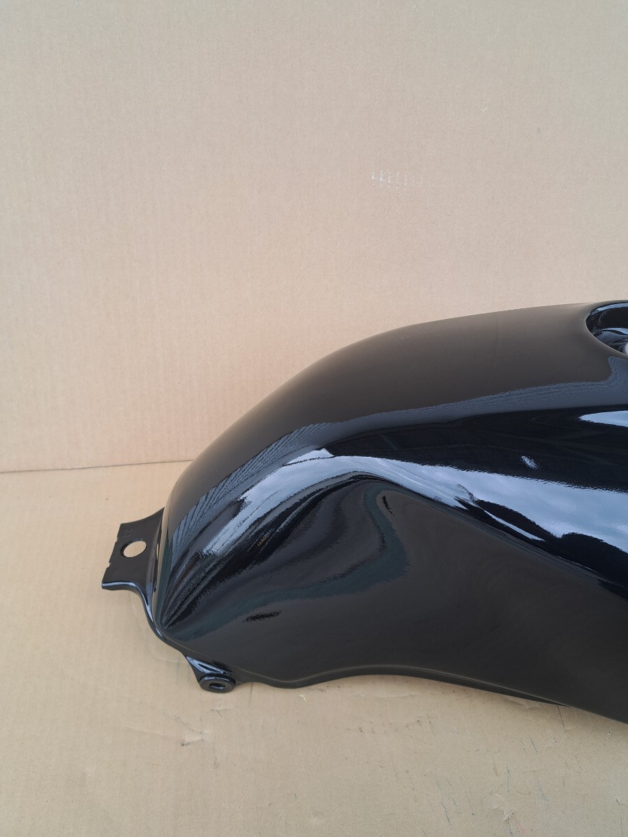 CB400SF NC39 タンク 塗装後未使用 146917700 燃料タンク ガソリン