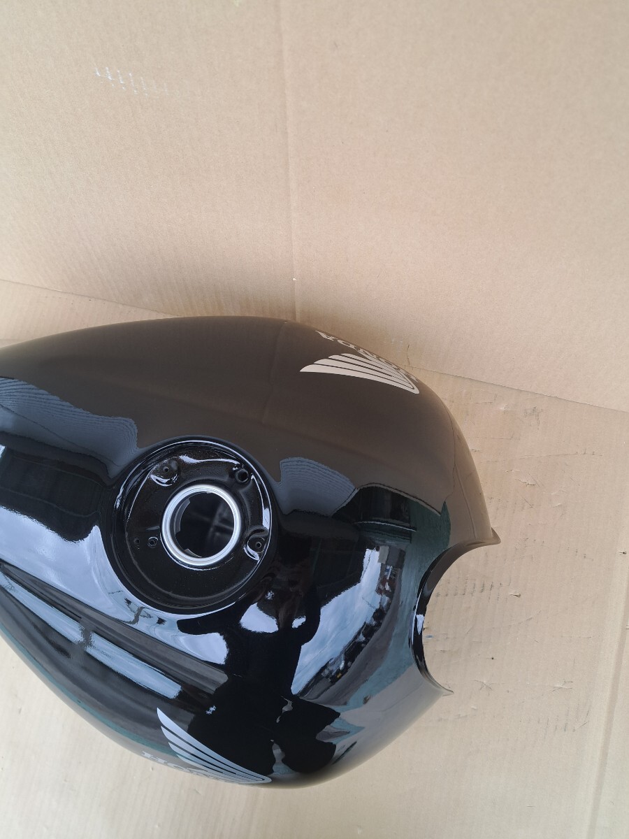 CB400SF NC39 タンク 塗装後未使用 146917700 燃料タンク ガソリン