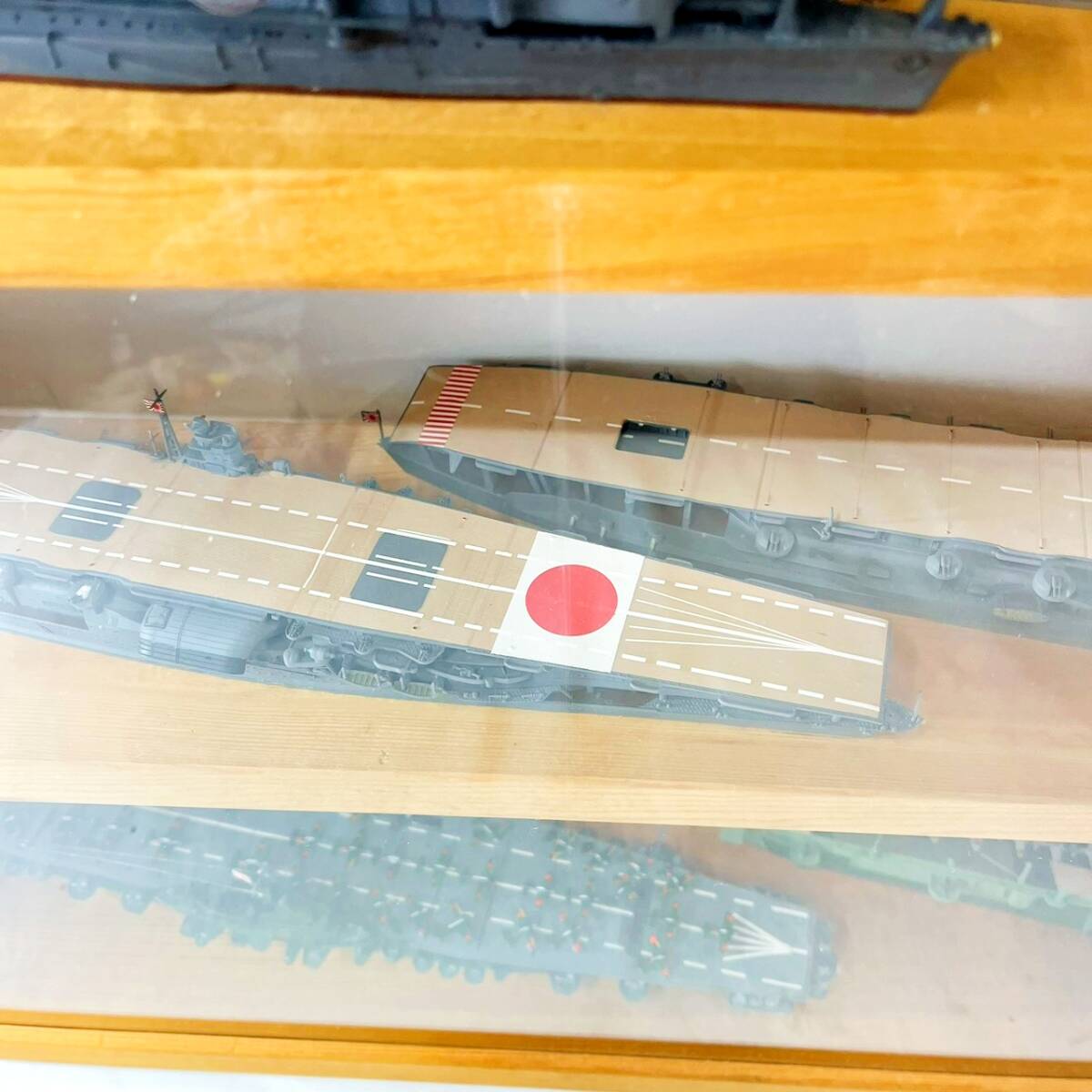 日本海軍 航空母艦 模型 6隻セット ガラス風ケース付 1/700前後 赤城