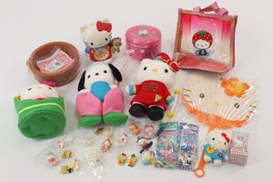 キティ M ぬいぐるみのYahoo!オークション(旧ヤフオク!)の相場・価格を