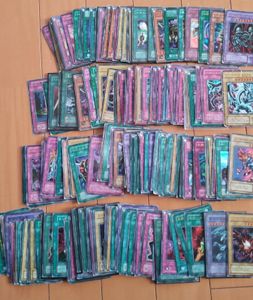 遊戯王　まとめ売り　2期 初期　約11kg 遊戯王 まとめ売りのYahoo!オークション(旧ヤフオク!)の相場・価格を