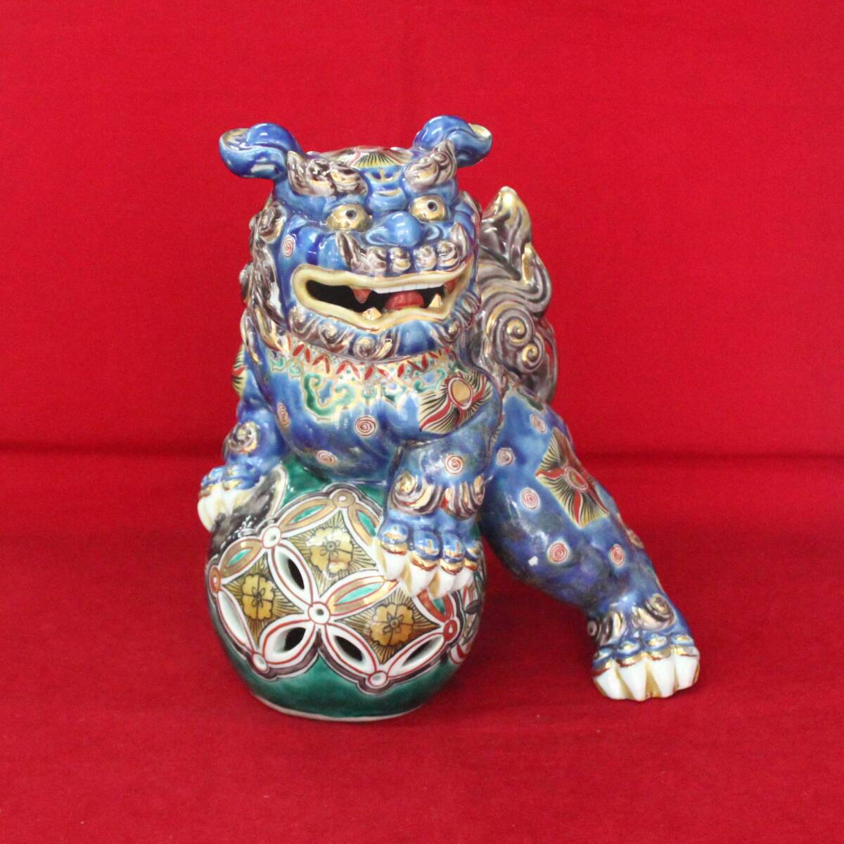 置物　色絵金彩 獅子置物 高30cm 貴重/西き—001 九谷焼風 唐獅子 置物 高さ約24cm 玉乗り獅子 色絵 金彩 縁起物 魔除け