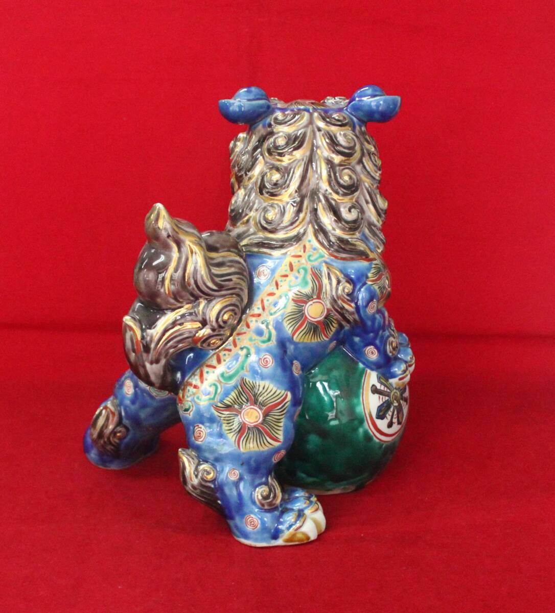 九谷焼 須栄義 玉乗り獅子 置物 高42cm 色絵金彩 縁起 陶芸【MB702】 九谷焼風 唐獅子 置物 高さ約24cm 玉乗り獅子 色絵 金彩 縁起物 魔除け