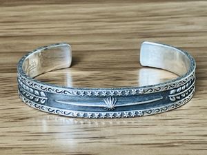 SAAD ブレスレットの値段と価格推移は？｜3件の売買データからSAAD