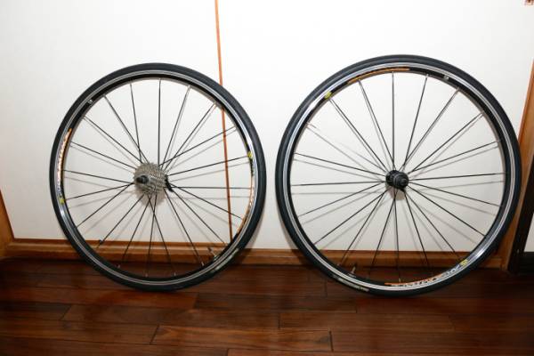 【美品】MAVIC AKSIUM　前後セット　タイヤ、スプロケット付_3