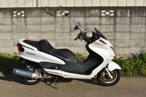 ヤマハマジェスティ250のYahoo!オークション(旧ヤフオク!)の相場・価格