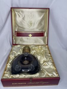 未開封美品　ルイ13世　baccaratボトル　シリアルNOあり REMY MARTIN】レミーマルタン ルイ13世 LOUIS XⅢ ベリーオールド