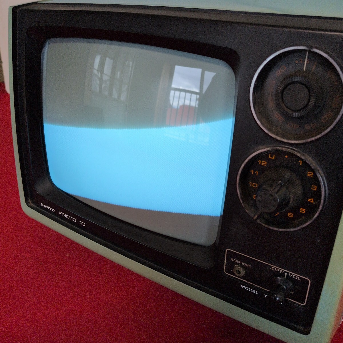 2605-07 1976年製 SANYO ブラウン管テレビ 可動品 昭和 レトロ 当時物