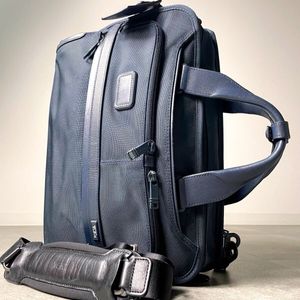 TUMI 3WAYのYahoo!オークション(旧ヤフオク!)の相場・価格を見る