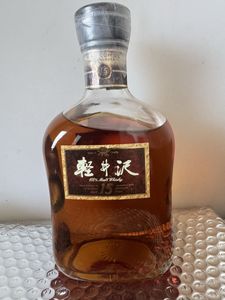 軽井沢 15年の平均価格は90,569円｜ウイスキーの価格相場・買取価格