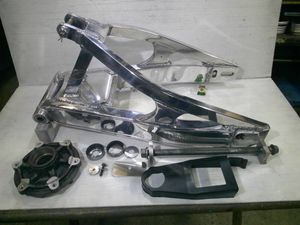 rz250 スイングアームのYahoo!オークション(旧ヤフオク!)の相場・価格 