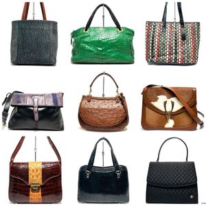 亀革の値段と価格推移は？｜13件の売買データから亀革の価値がわかる