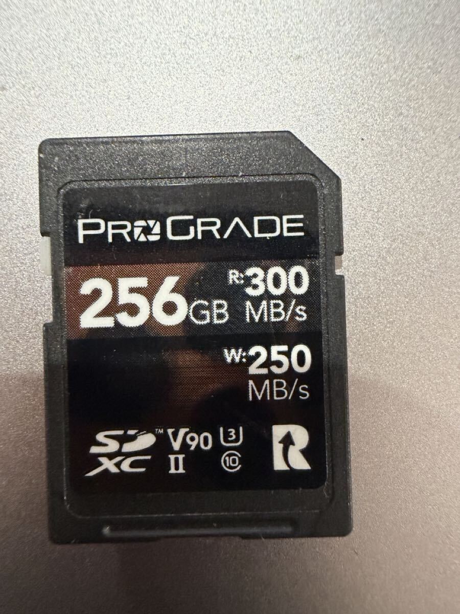 ProGrade Digitalの値段と価格推移は？｜19件の売買データからProGrade