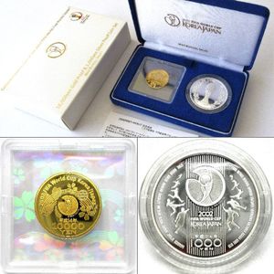 2002FIFAワールドカップ™ 純銀(セット)の中古価格は31,052円｜記念硬貨