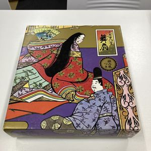 小倉百人一首 任天堂　　 札完備 木箱入り かるた 美品 レトロ 和風 小倉百人一首 任天堂 札完備 木箱入り かるた 美品 レトロ 和風 小倉
