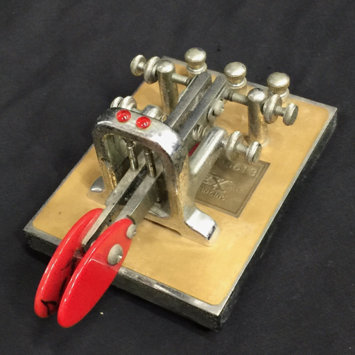 VIBROPLEX（バイブロプレックス）電鍵 電鍵 バイブロプレックスの値段と価格推移は？｜12件の売買データから