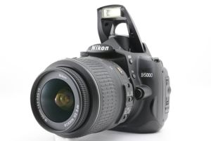 NIKON D5000の値段と価格推移は？｜106件の売買データからNIKON D5000