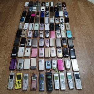 j-phoneの値段と価格推移は？｜29件の売買データからj-phoneの価値が