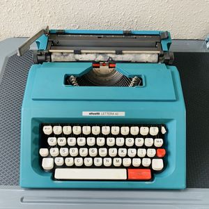 タイプライターのYahoo!オークション(旧ヤフオク!)の相場・価格を見る