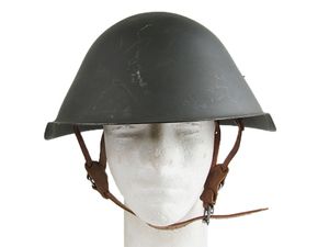 ドイツ軍 ヘルメット 実物の値段と価格推移は？｜14件の売買データから