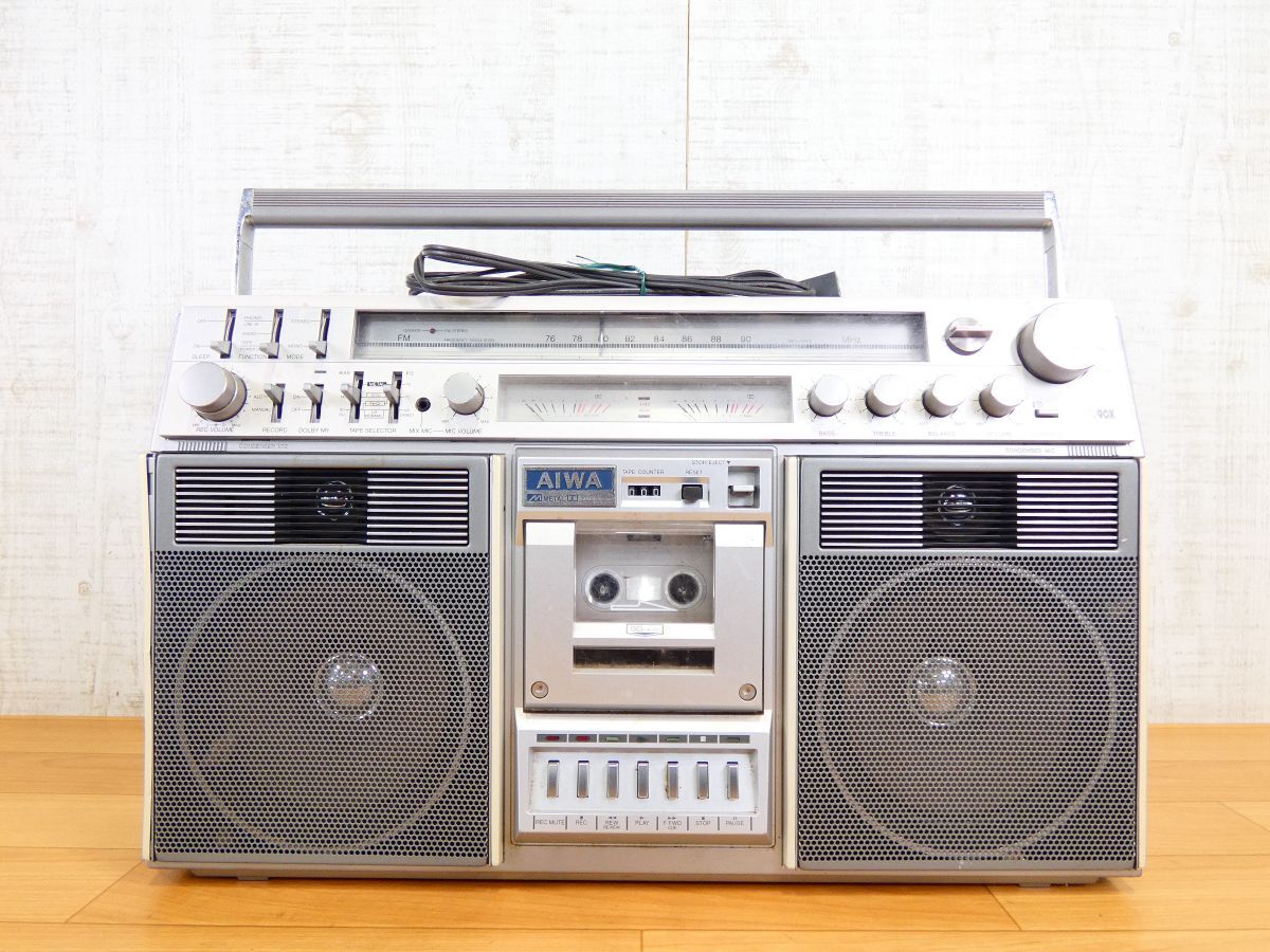 AIWA CS-50 日本製 ラジカセ シルバー FM/AM受信OK 昭和レトロ AIWA CS