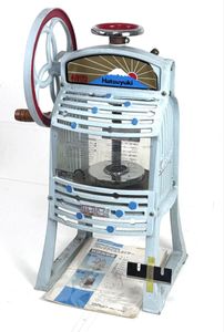 昭和レトロ かき氷の値段と価格推移は？｜123件の売買データから昭和