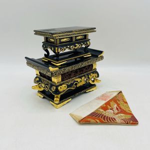 螺鈿 テーブルの値段と価格推移は？｜11件の売買データから螺鈿