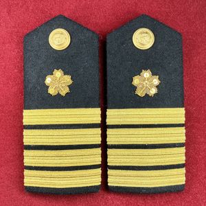階級章 海上自衛隊の値段と価格推移は？｜34件の売買データから階級章