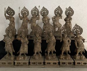 井波彫刻の値段と価格推移は？｜57件の売買データから井波彫刻の価値が