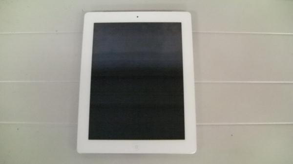 動作未確認　Apple　iPad第3世代 A1430 32GB