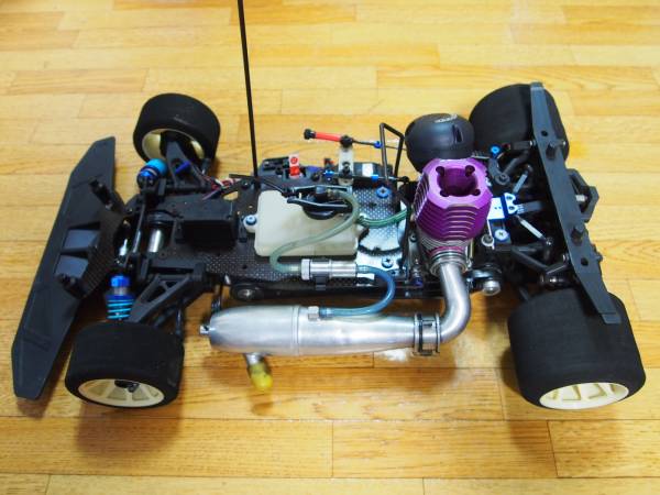京商ファントム2001 OSエンジン　メカ付き 京商 1/8 GP ファントム2001 エンジン＆メカつき Kyosho | 京商 Hobby